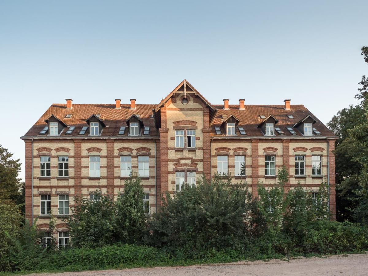 Schwarzlins Loftraum - Stilvolles Apartment Mit Smart Tv, Netflix, Disney Plus, Schnellem Wlan, Parken, Nespresso Sankt Ingbert Exterior photo